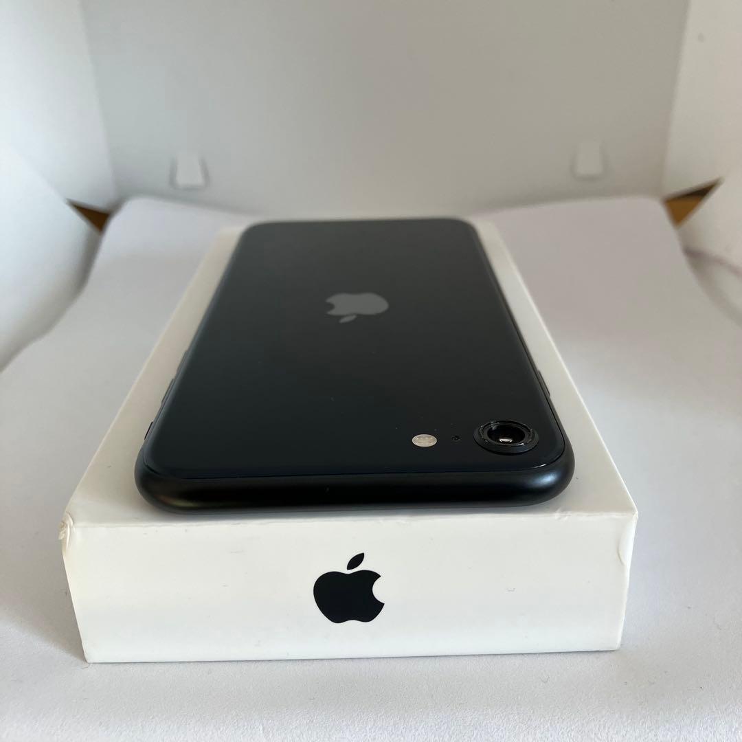 【格安】iPhone SE3 128GB SIMフリー 【即発送】 【付属品】