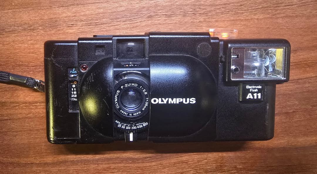 フィルムカメラ OLYMPUS XA