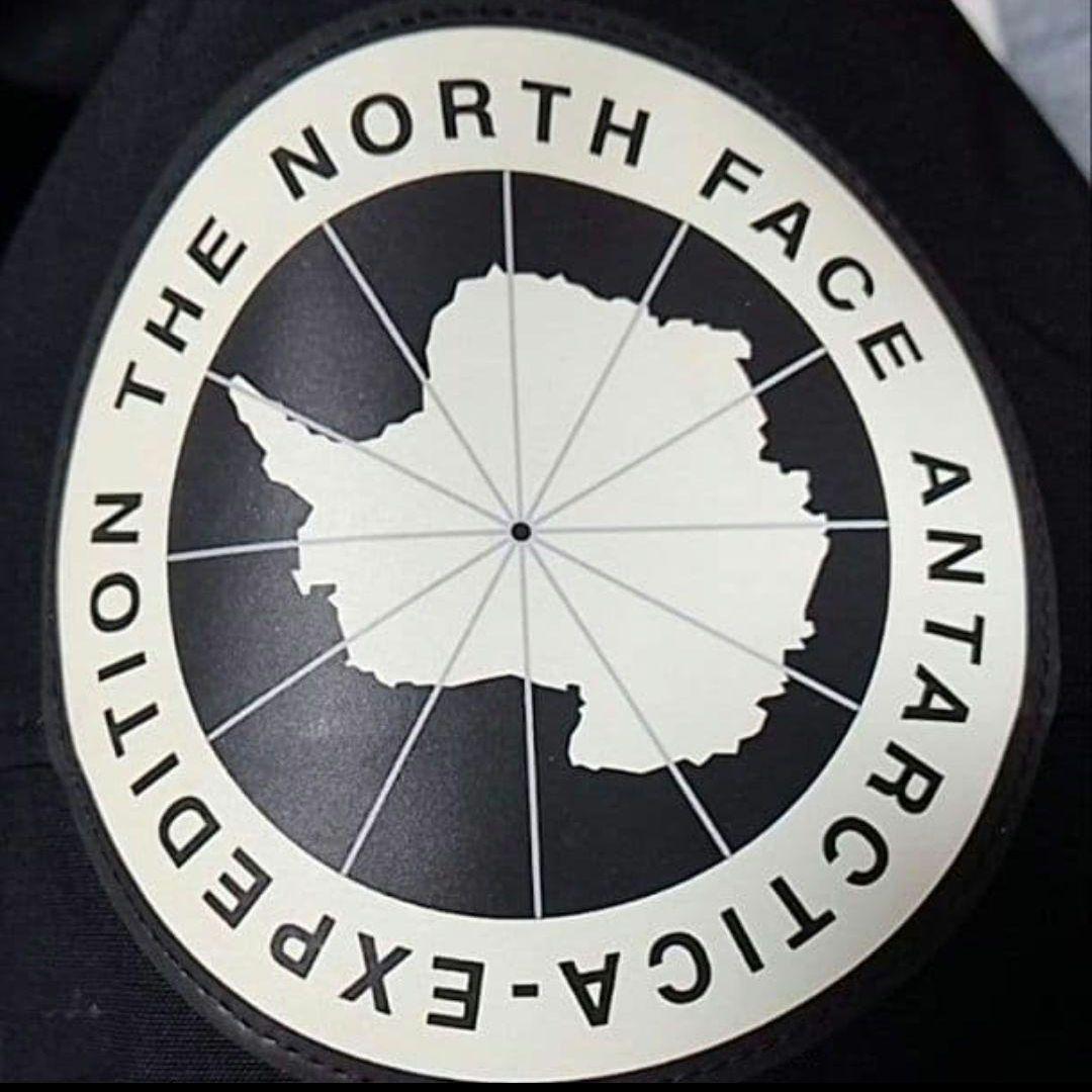 美品売り切りセール価格ノースフェイスアンタークティカパーカブラック