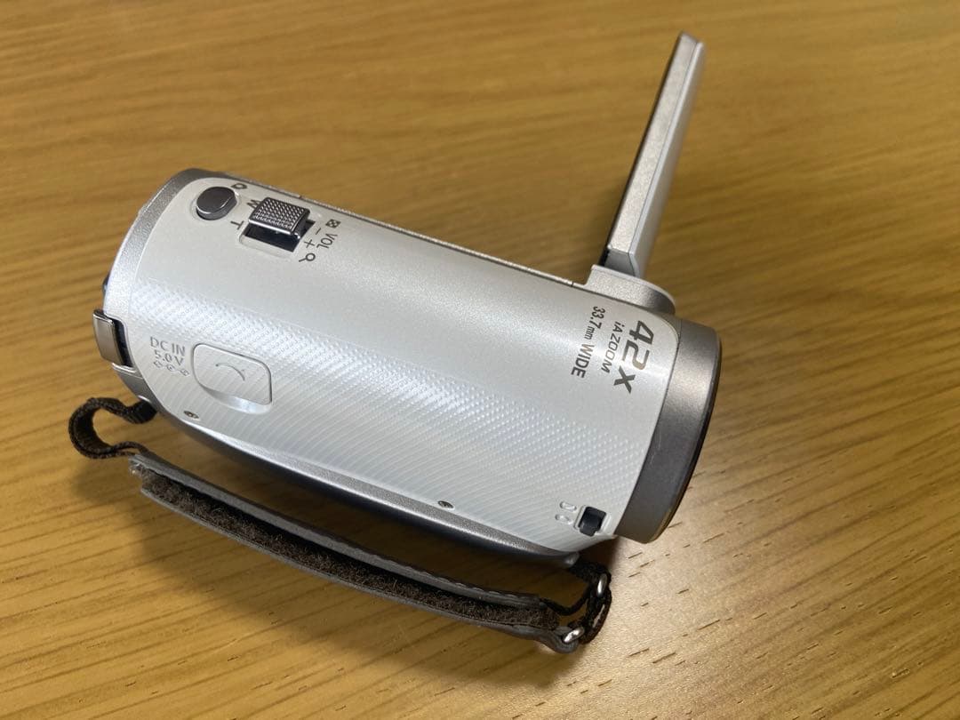 Panasonic HDC-TM45-W デジタルハイビジョンビデオカメラ