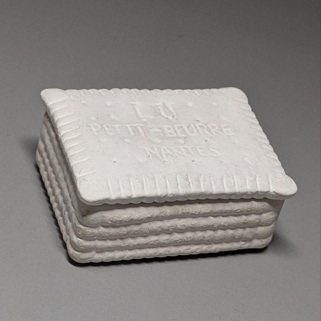 LU ビスケット　非売品　陶器小物入れ　　Lefevre-Utile