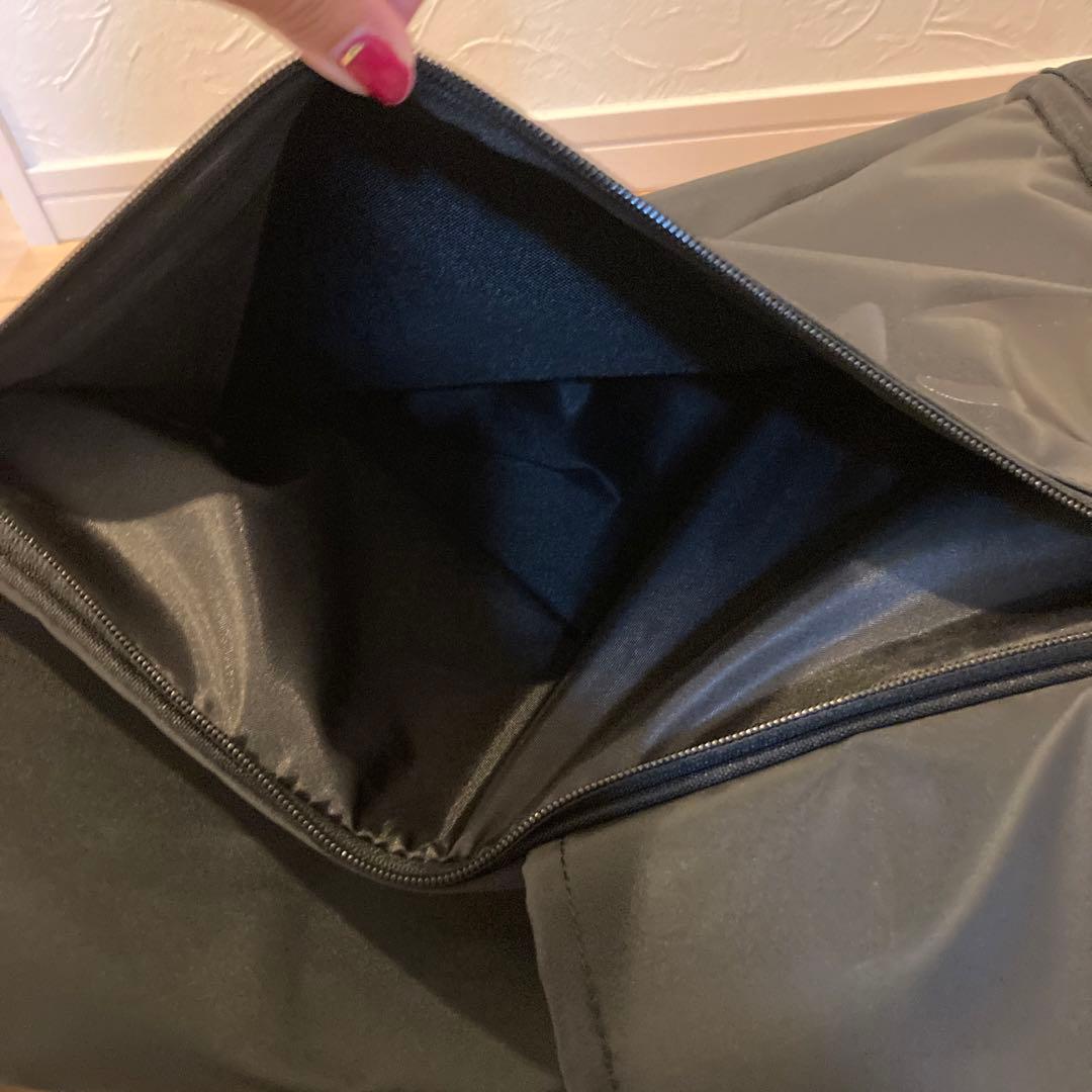 チャンピョン　リュック　PC収納ポケット付き　大容量　ブラック