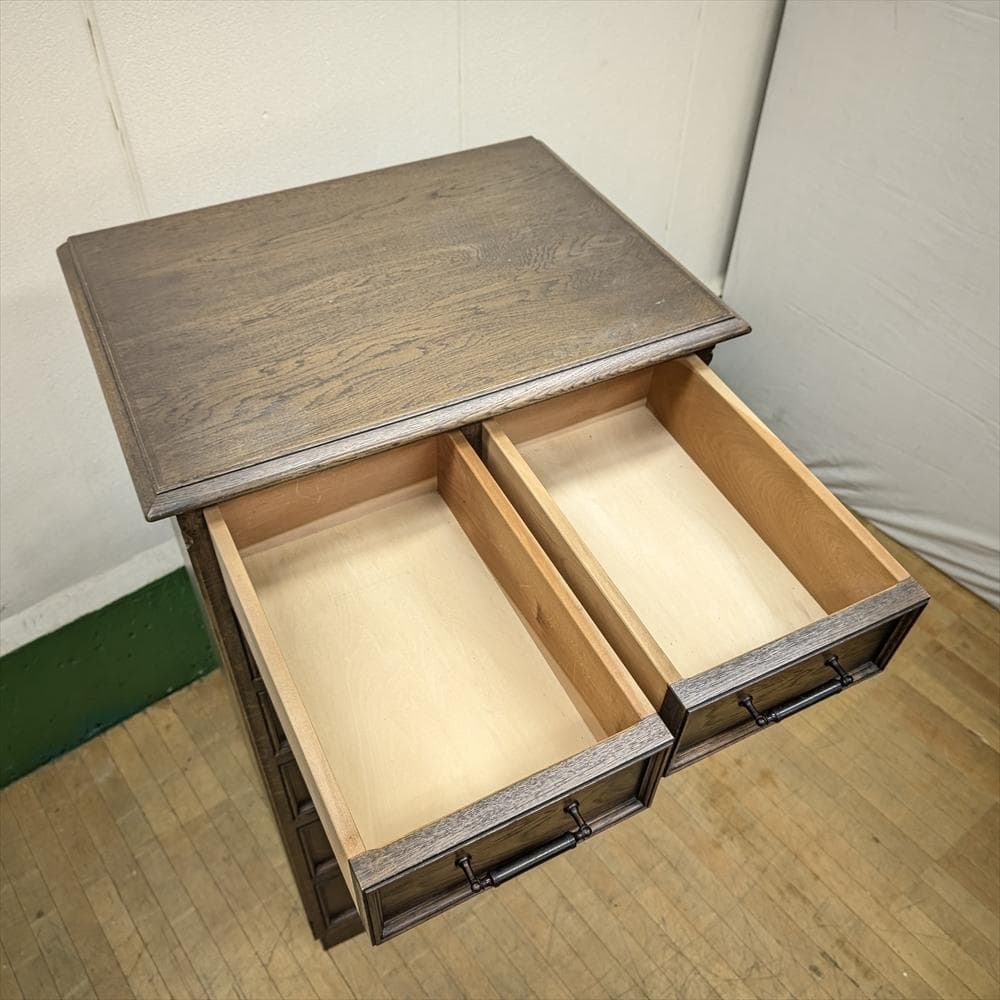 神戸洋家具　洋家具　リビングチェスト　箪笥　タンス　たんす　ドロワー　引き出し