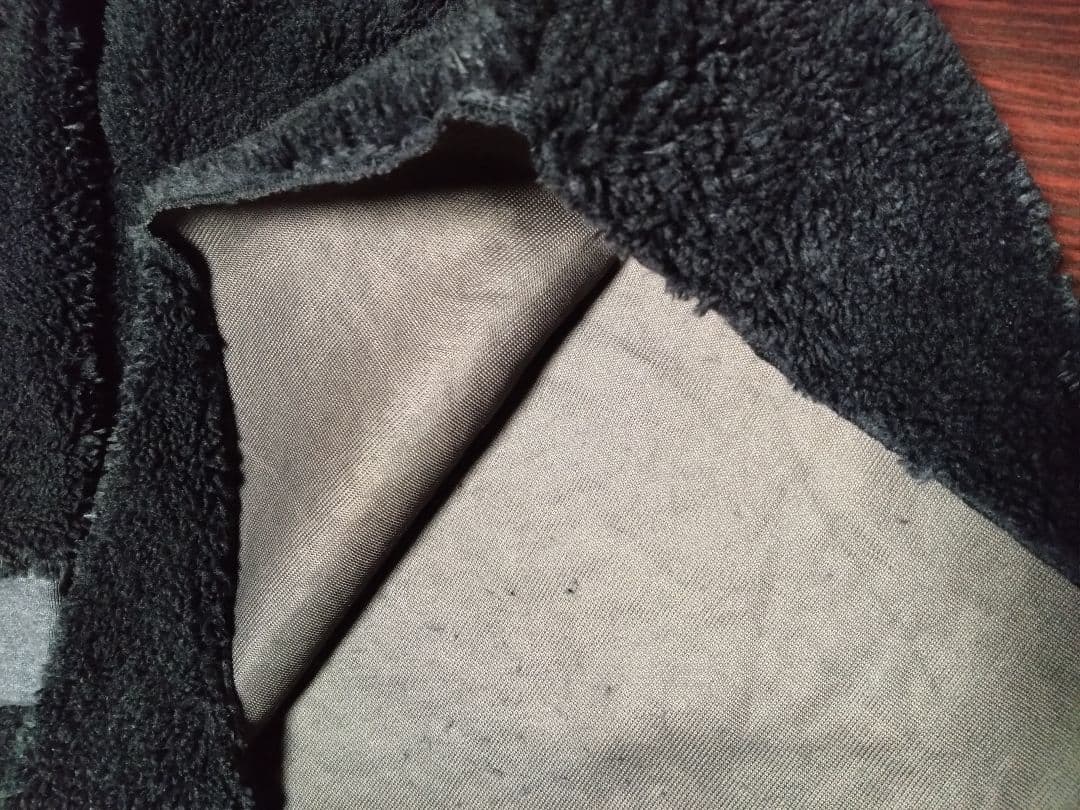 シープボアのチュニック