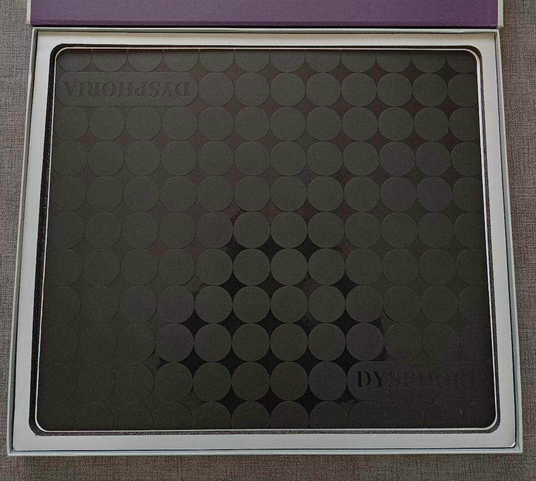 も*様 DYSPHORIA NaNA ガラスマウスパッド