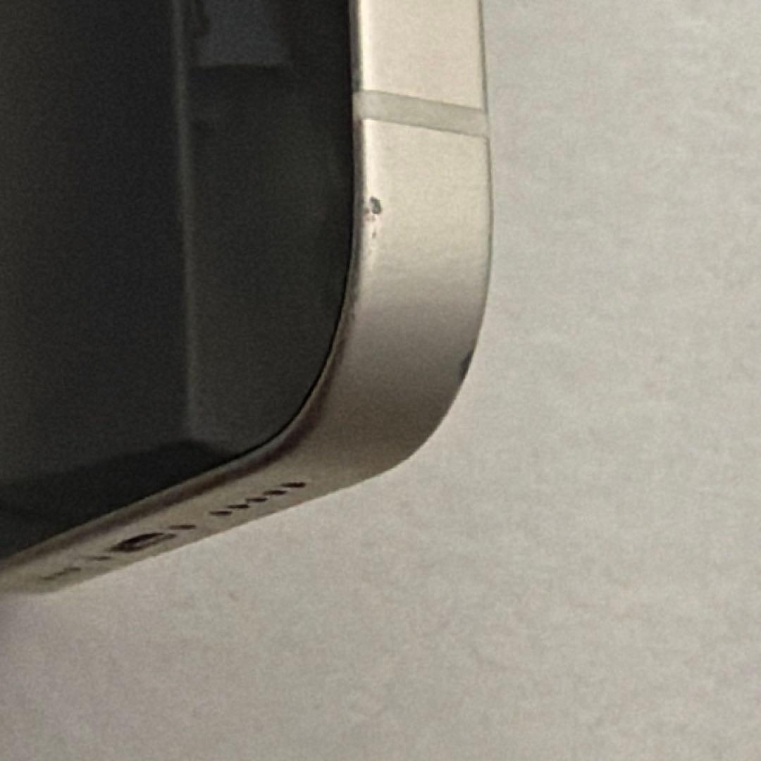 iPhone 13 256GB スターライト 本体