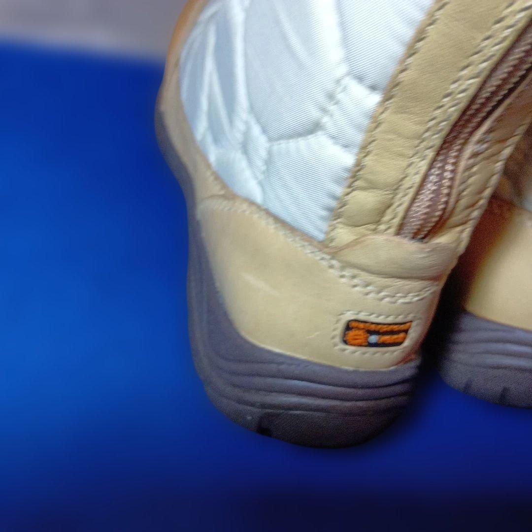 UGG ファー付きシープスキン　ウインターブーツ