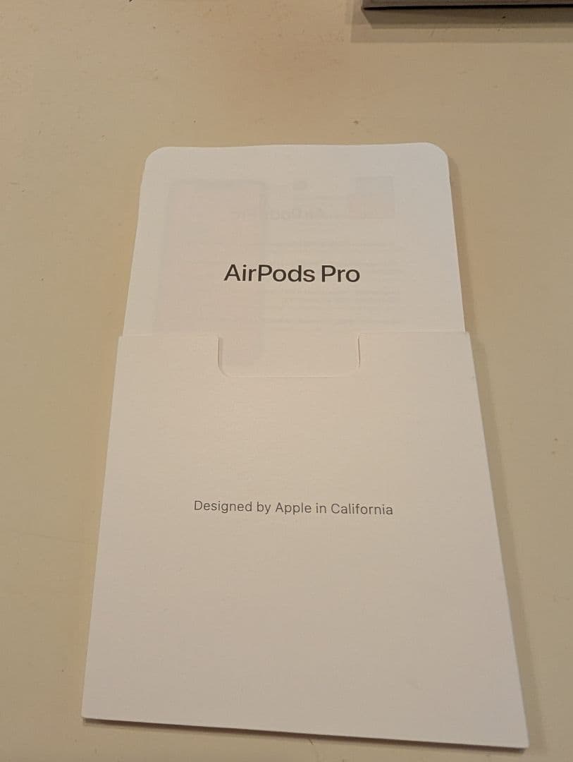 AirPods Pro (第1世代)ワイヤレス充電ケース付き