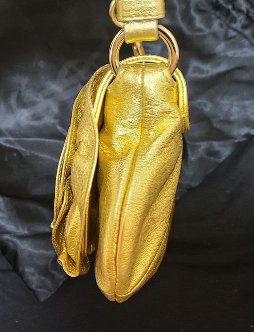 新品未使用　YSL イブサンローラン　ゴールドパーティーバッグ　ハンドバッグ