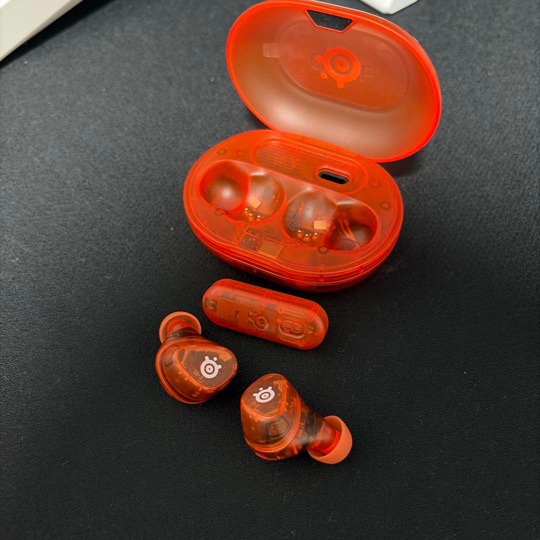 SteelSeries ARCTIS GAMEBUDS 限定版