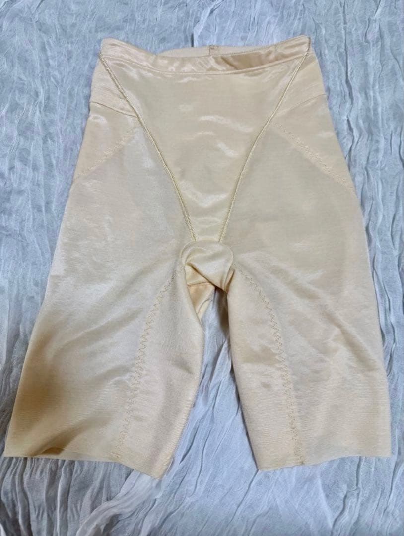 ブライダルインナーセット　フォーシスアンドカンパニー