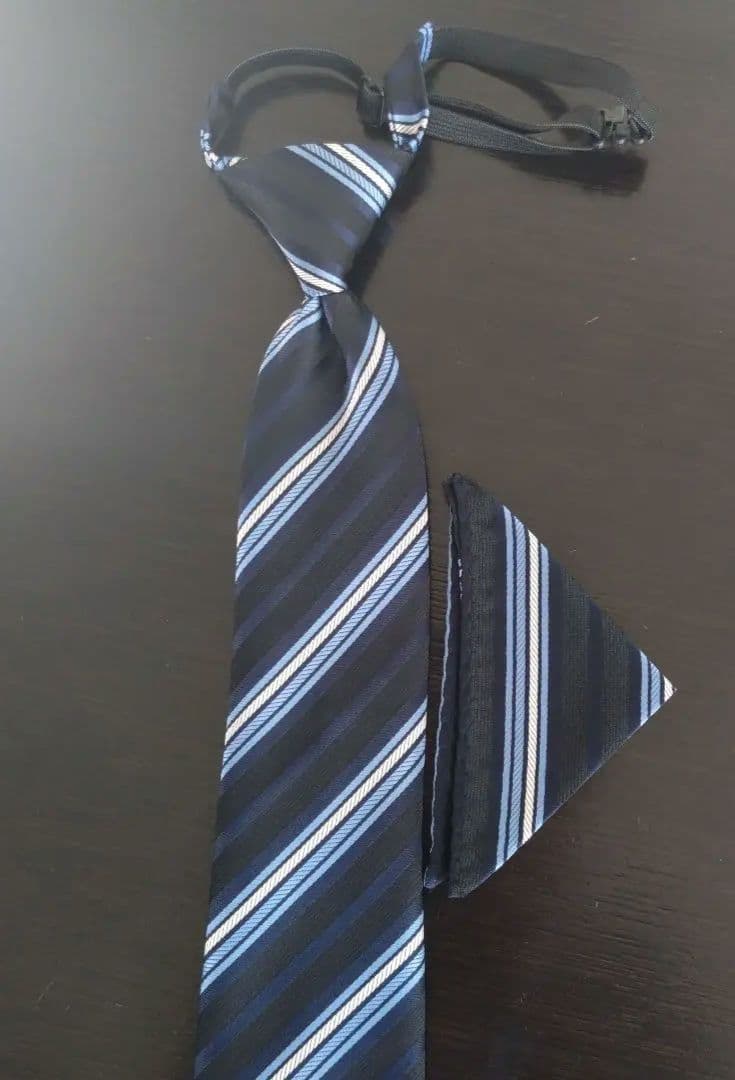 ZARA 152cm 150 上下 スーツ ネクタイ・チーフ付 男の子