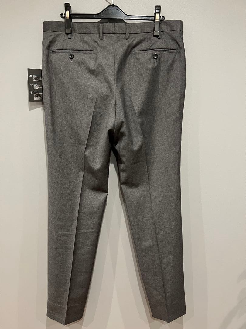 新品未使用 トゥモローランド ウールスラックス　REDA イタリア生地 50