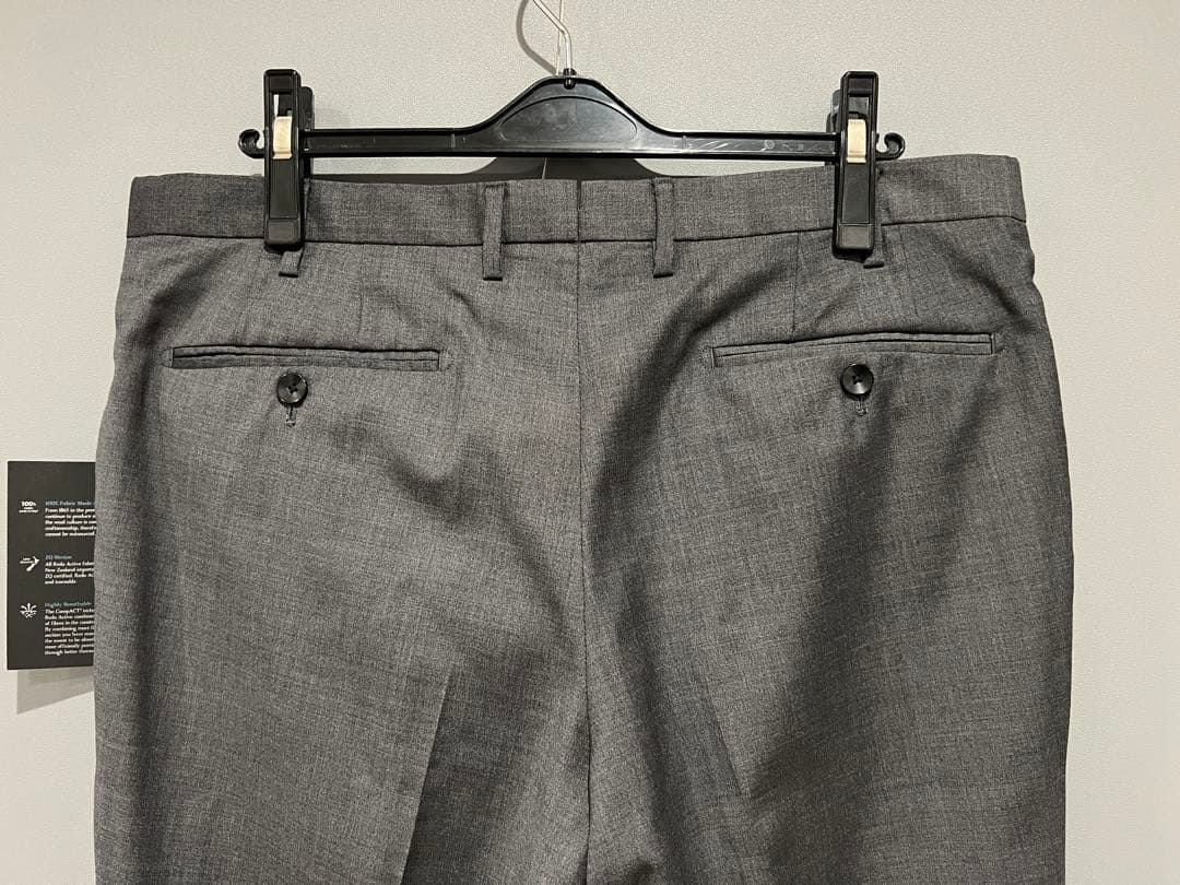 新品未使用 トゥモローランド ウールスラックス　REDA イタリア生地 50