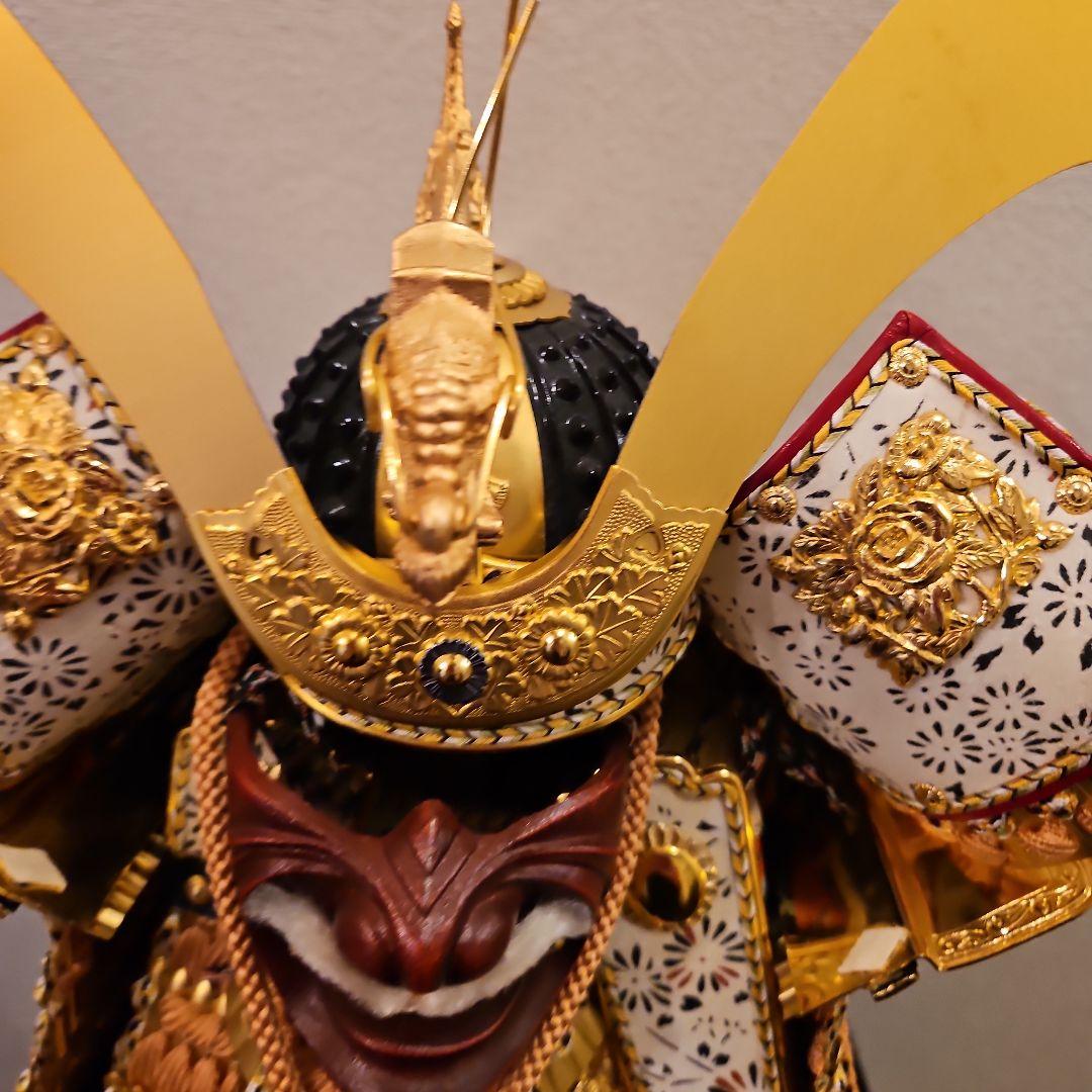 吉徳監製　鎧兜兜　玉鳳作　緋絲織之大鎧