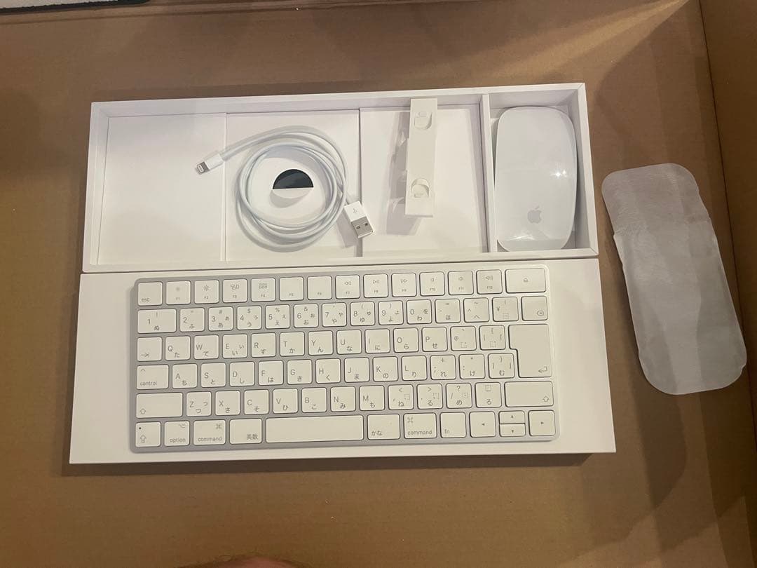 iMac 2019 21.5インチ　4Kディスプレイ