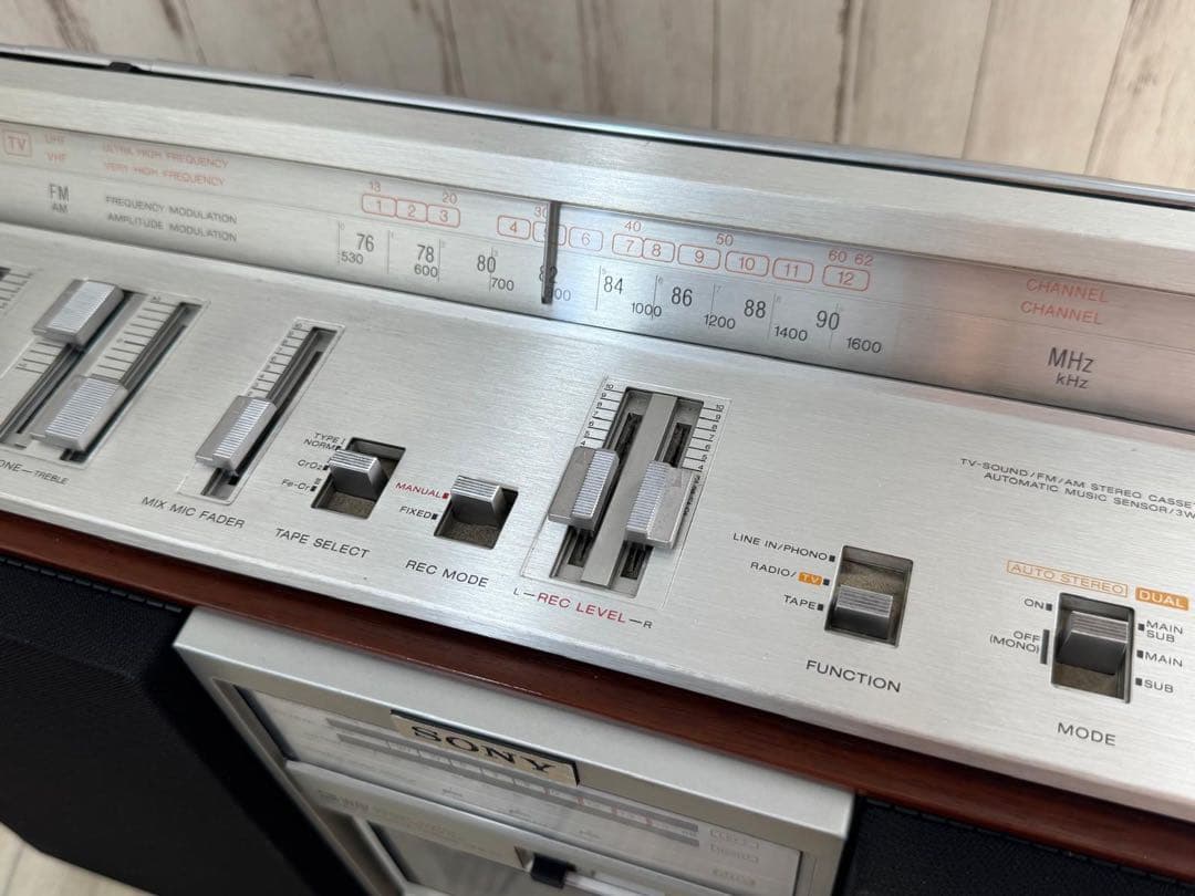 動作品SONY ZILBAP ラジカセCFS-V8 レトロラジオレアカバーレトロ