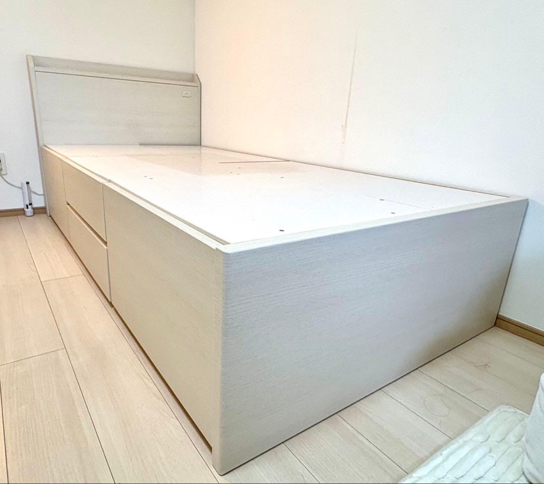 鮎【引取り限定（東京都板橋区）】ニトリ 大容量収納ベッド