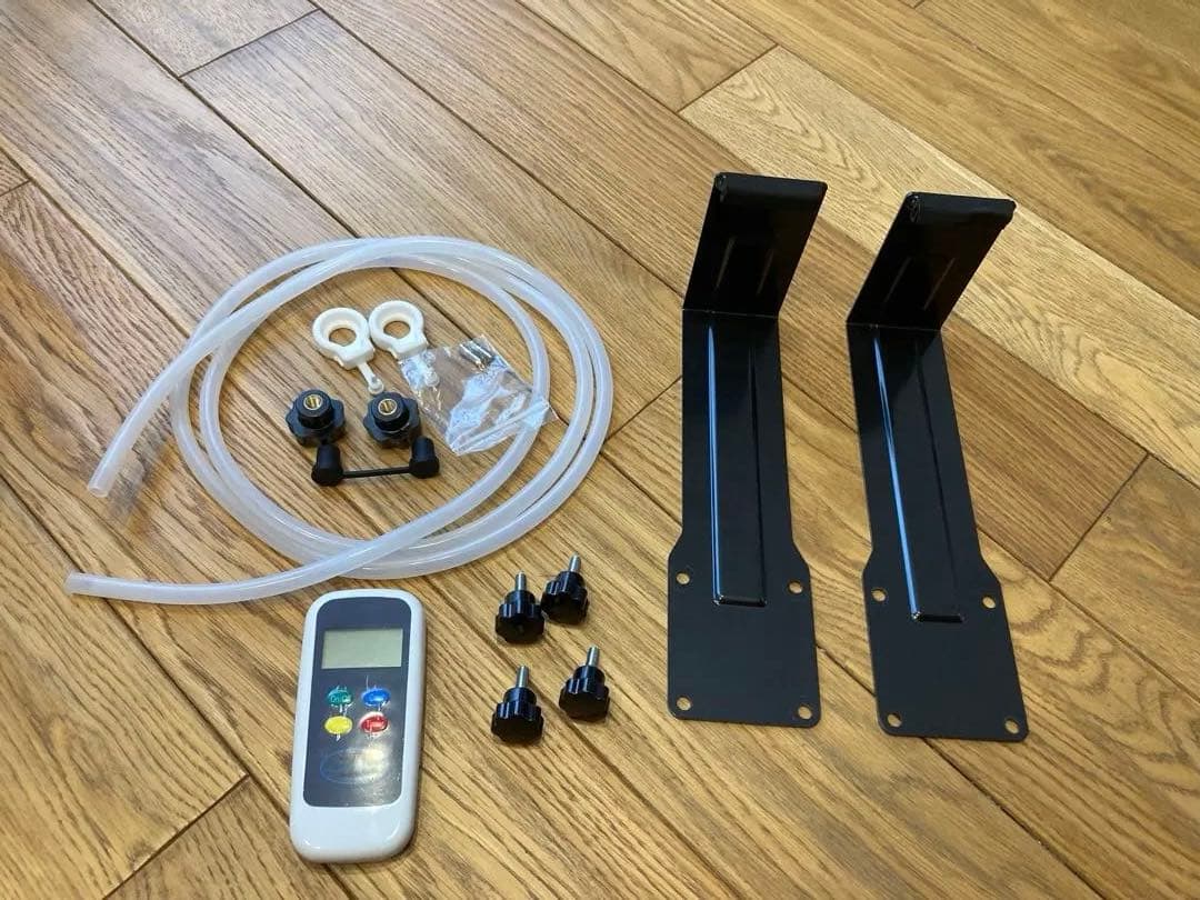 コイズミ　ラクール　2025年4月購入 キャンピングカーエアコン