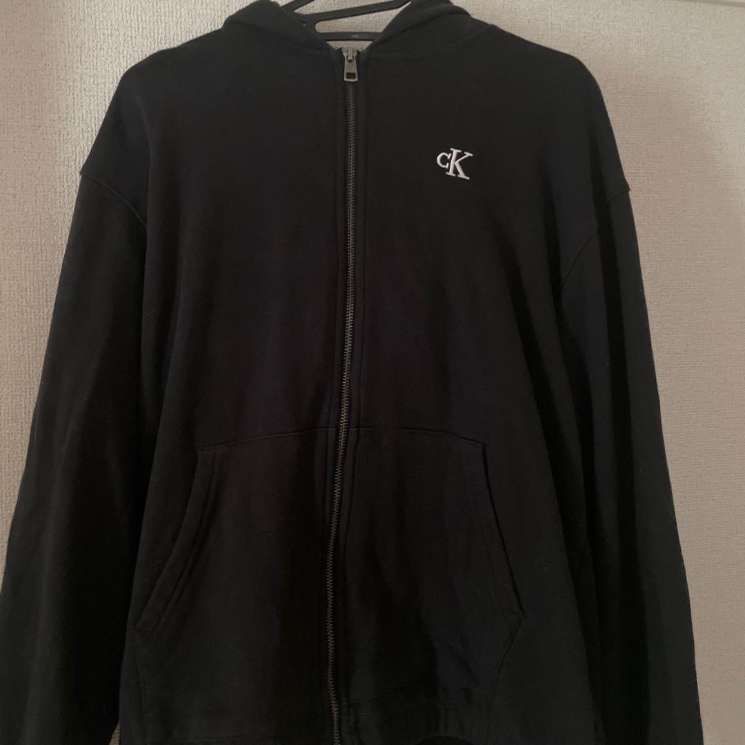 (値下げ)カルバンクライン ブラックジップアップフーディーパーカー