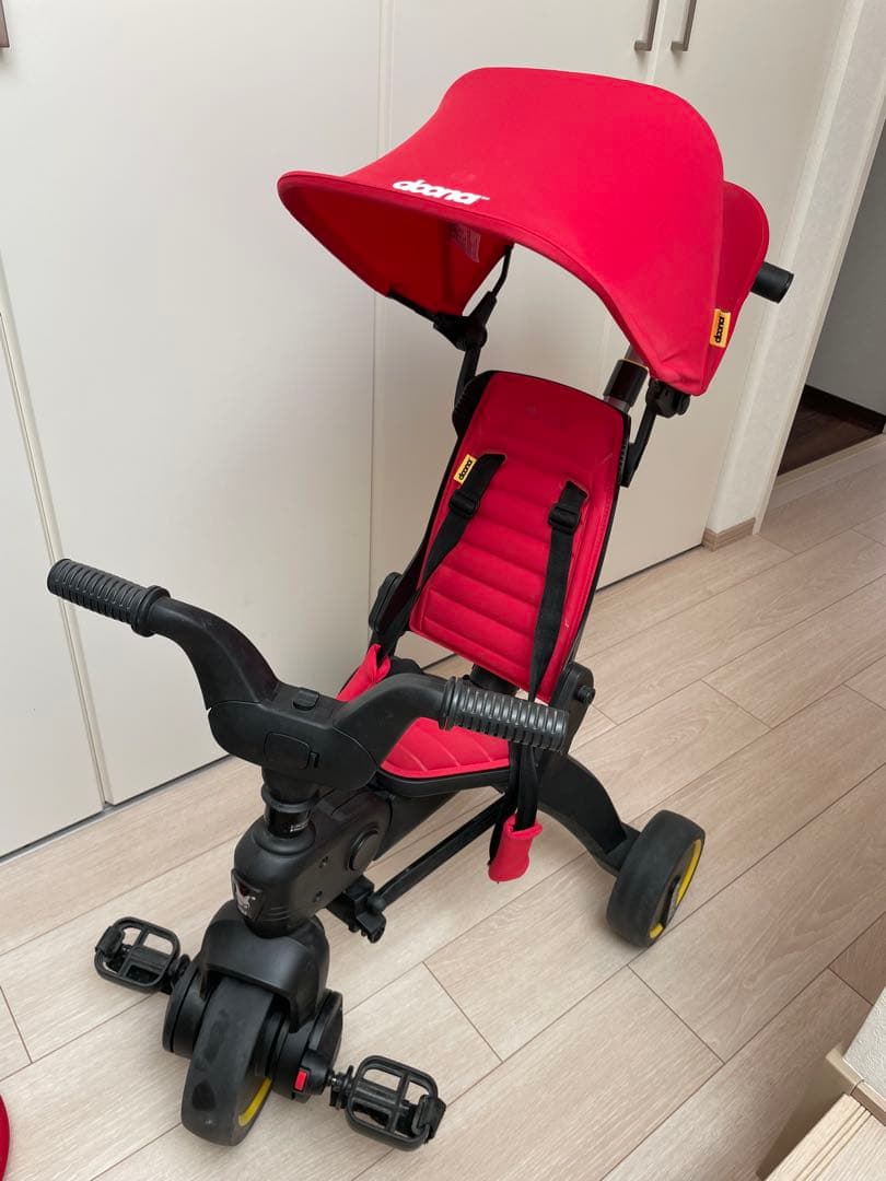 Liki trike リキトライク　折りたたみ式三輪車　doona ドゥーナ