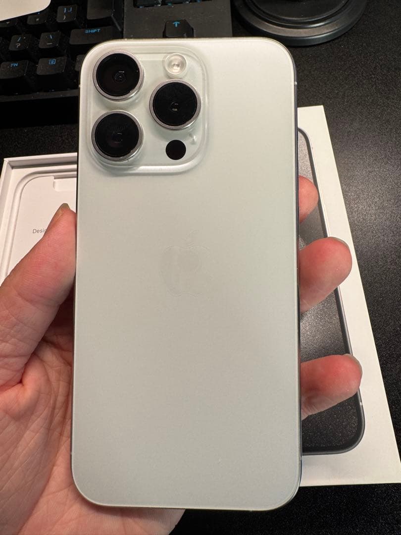 Apple iPhone15 Pro ホワイト　128GB 15pro