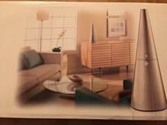 小型インテリアクリーナー 。シルバーカラーDirtDevil