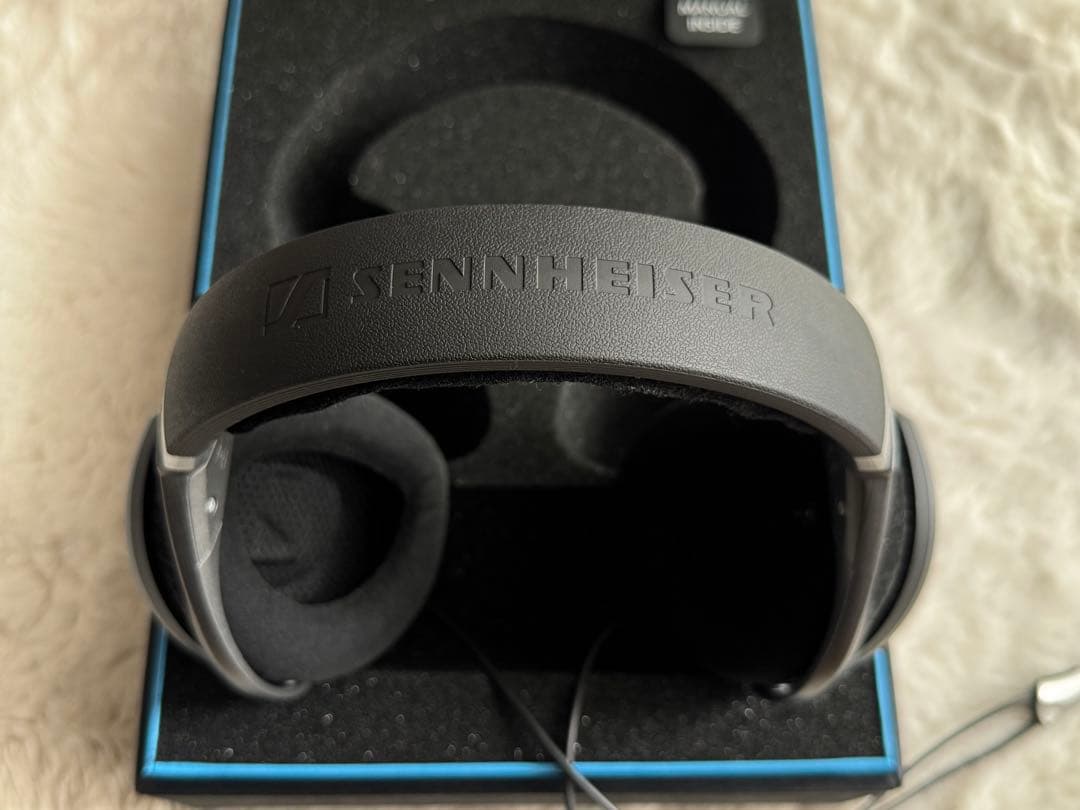 Sennheiser HD 700 ヘッドホン