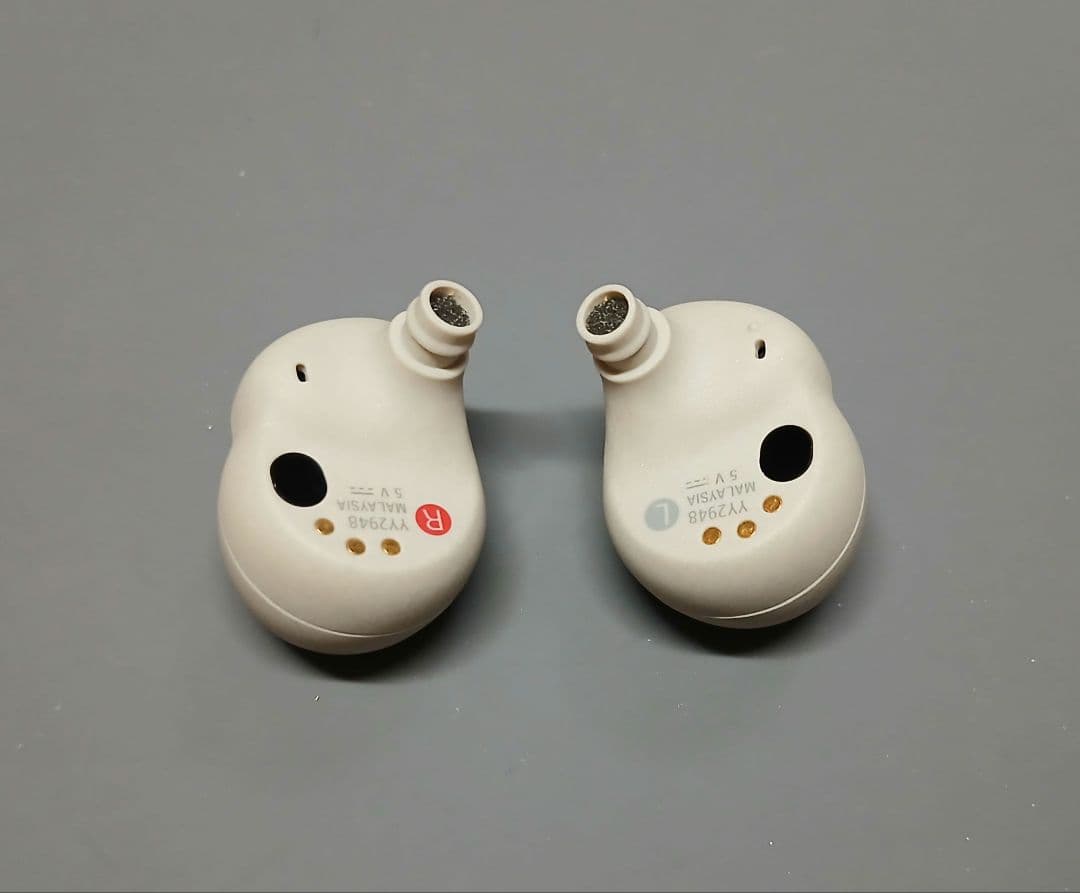 SONY　WF-1000XM4　ワイヤレス　ノイズキャンセリング　イヤホン　⑥