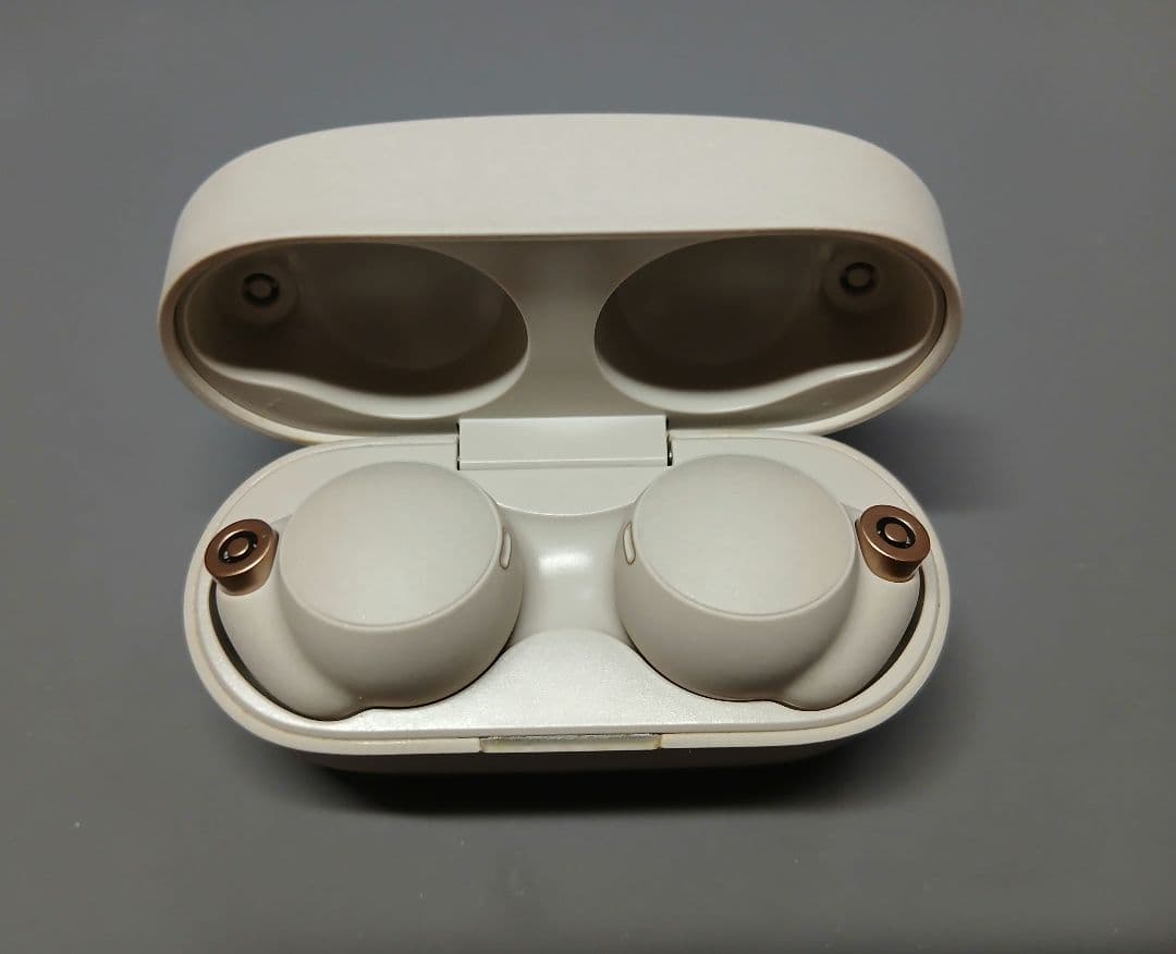 SONY　WF-1000XM4　ワイヤレス　ノイズキャンセリング　イヤホン　⑥