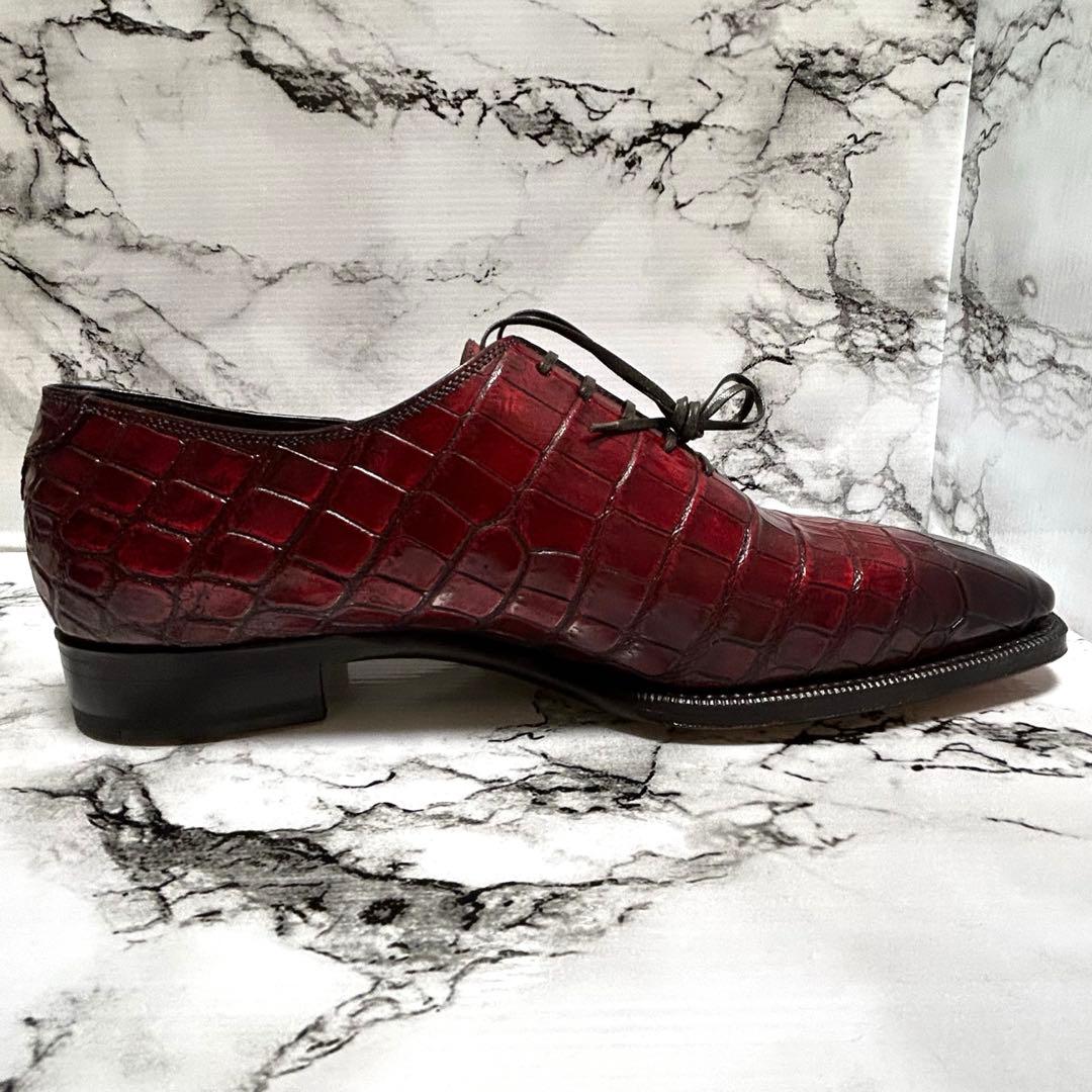 未使用　ボリーニ　レザーシューズ　8 1/2表記　ワニ革　ホールカット　革靴