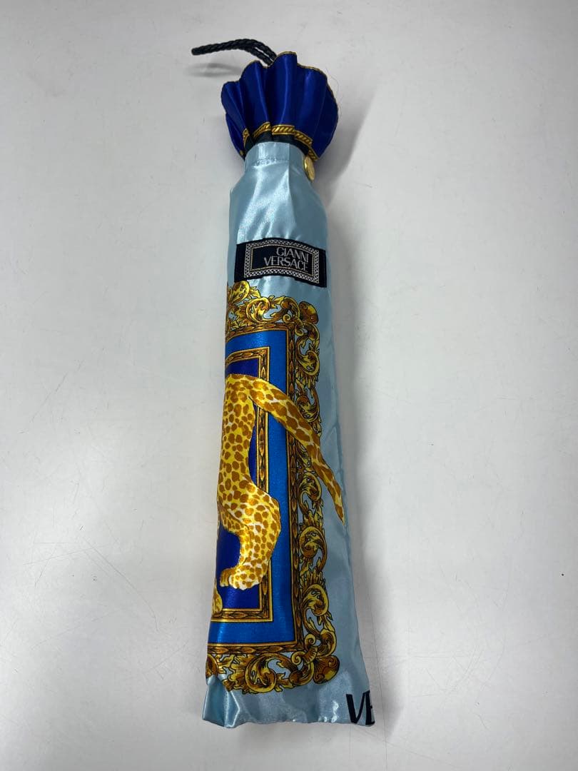 未使用　ジャンニベルサーチ 豹柄 折りたたみ傘 Gianni Versace