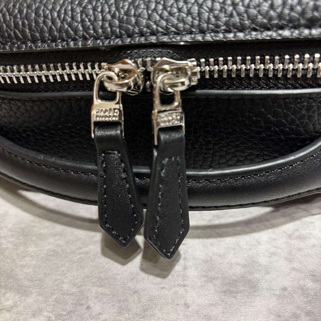 TAKEO KIKUCHI タケオキクチ　ブラック レザーバックパック