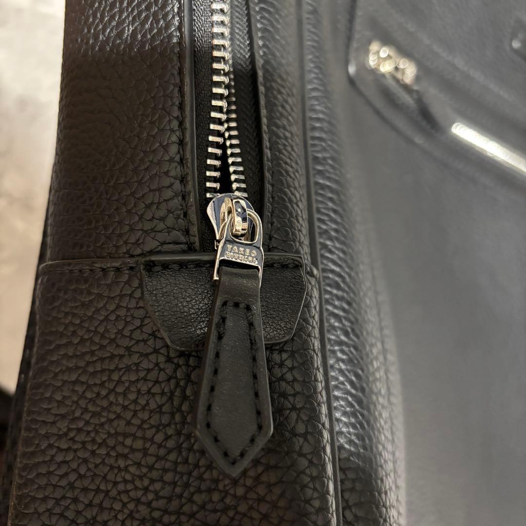 TAKEO KIKUCHI タケオキクチ　ブラック レザーバックパック