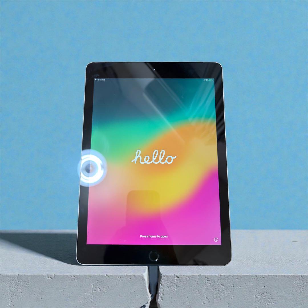 iPad 第6世代　2018年　32G 動作問題なし