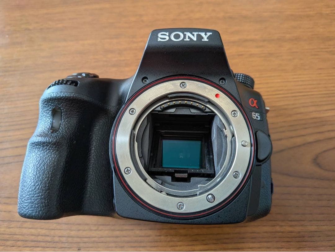 SONY α65 低ショット数　レンズ3本おまけ