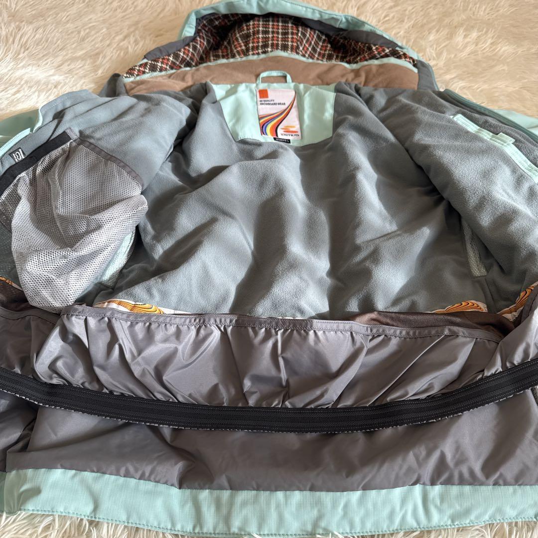 新品未使用　ESTIVOスキーウェア スノーボードウェア 上着 Lサイズ