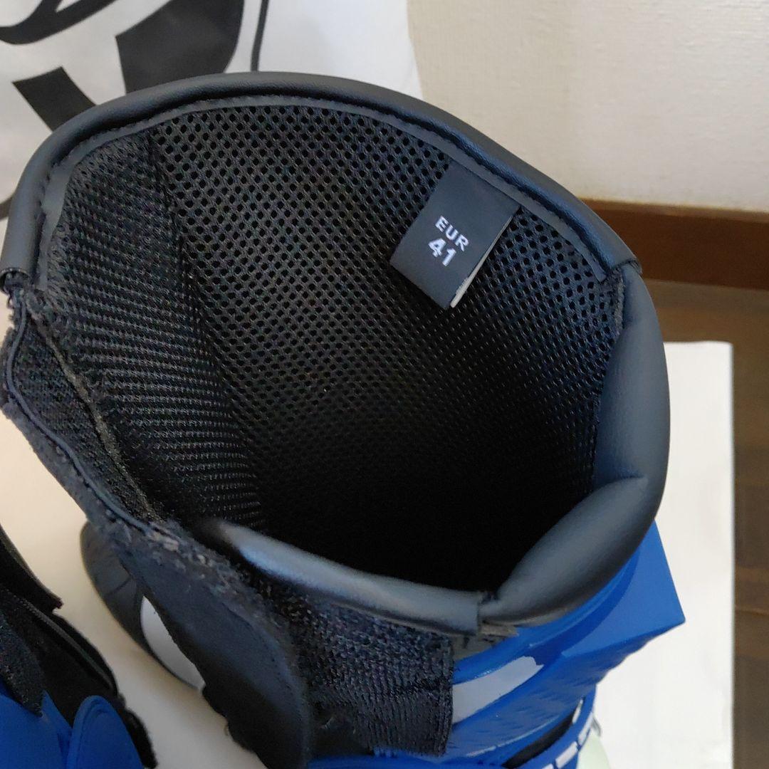 ベリークレーシングブーツ