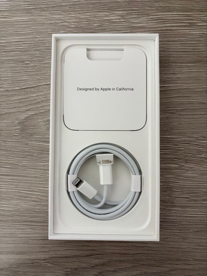 iPhone 12 ホワイト 64GB バッテリー77% SIMフリー