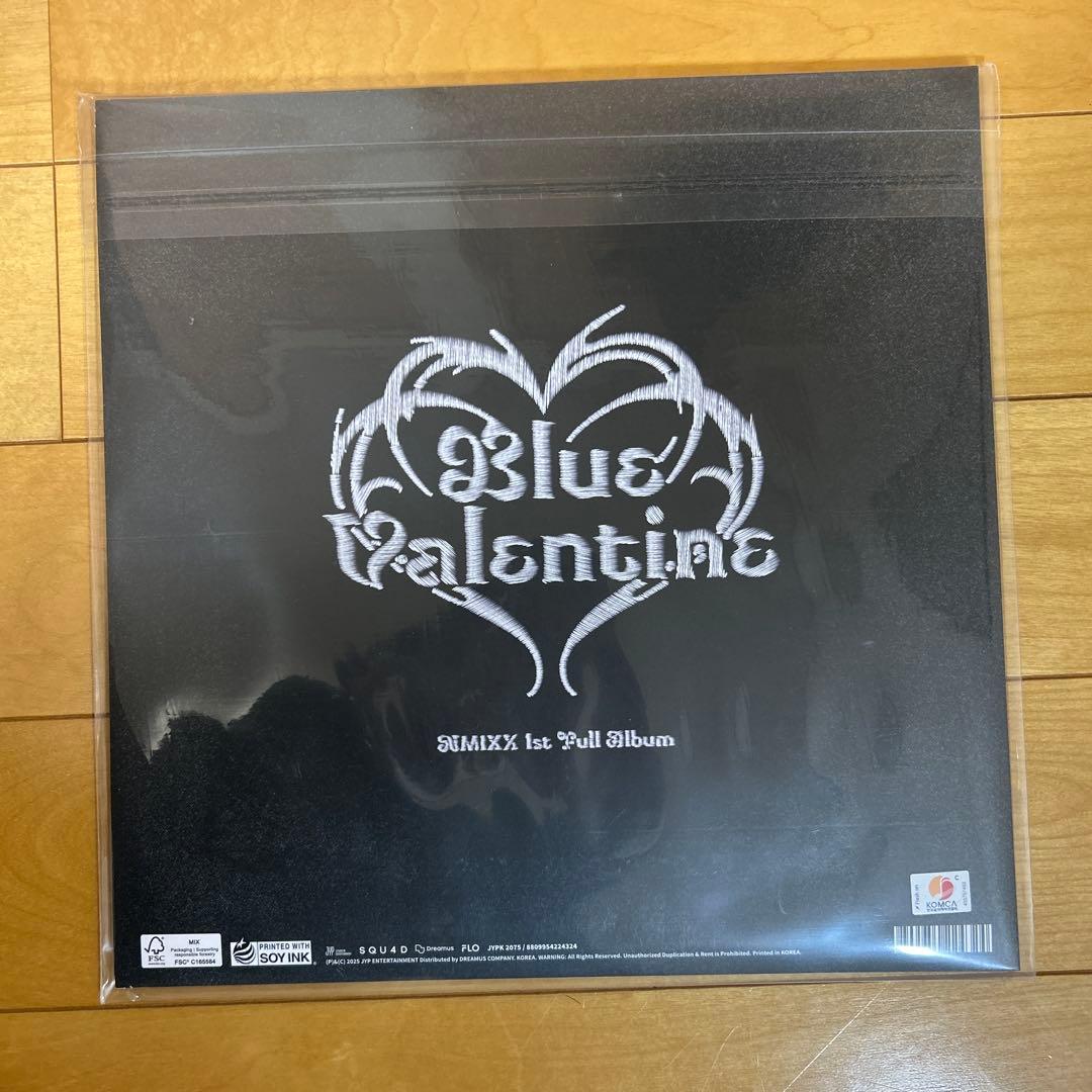 新品未開封　NMIXX Blue Valentine アルバム　LP レコード