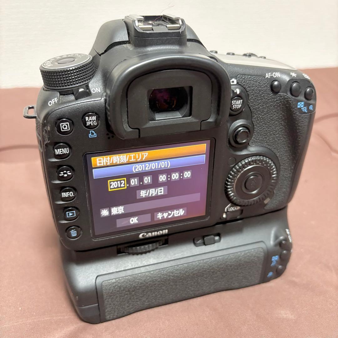 Canon EOS 7D★ボディ★BG-E7付★動作良好★デジタル一眼レフカメラ