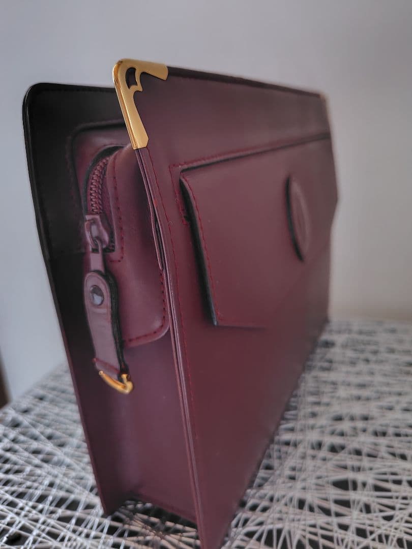 値下げ中　Cartier　クラッチバッグ