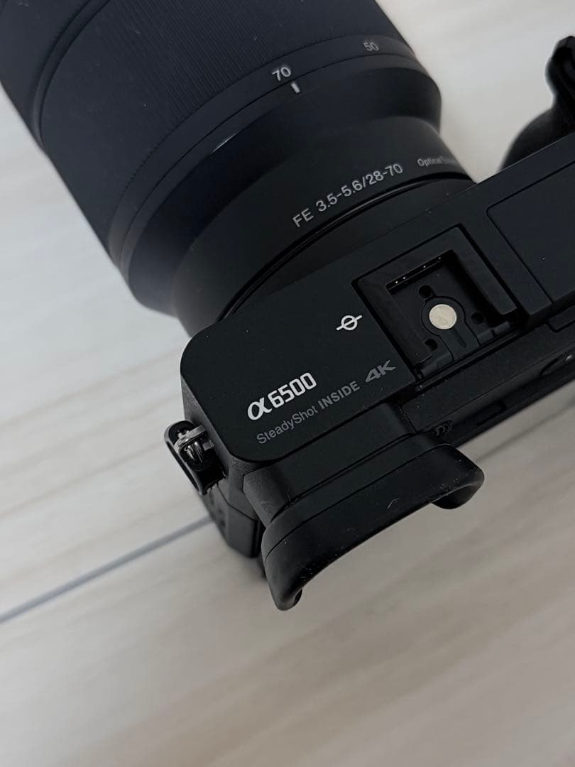 Sony α6500 ミラーレスカメラ 本体 + FE 28-70mmレンズ