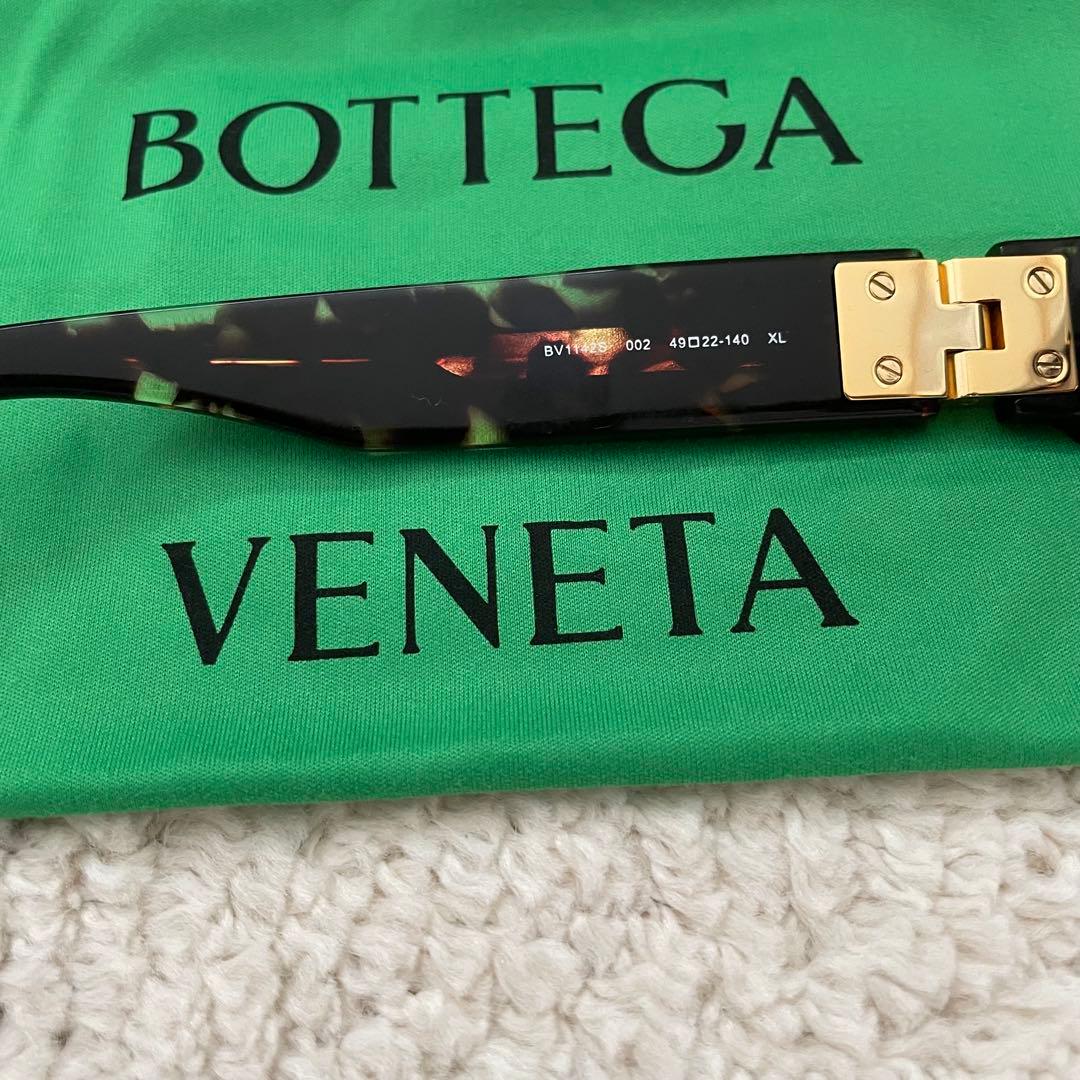 BOTTEGA VENETA ボッテガヴェネタ キャットアイサングラス