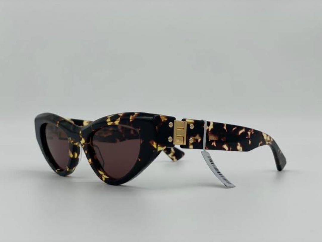 BOTTEGA VENETA ボッテガヴェネタ キャットアイサングラス