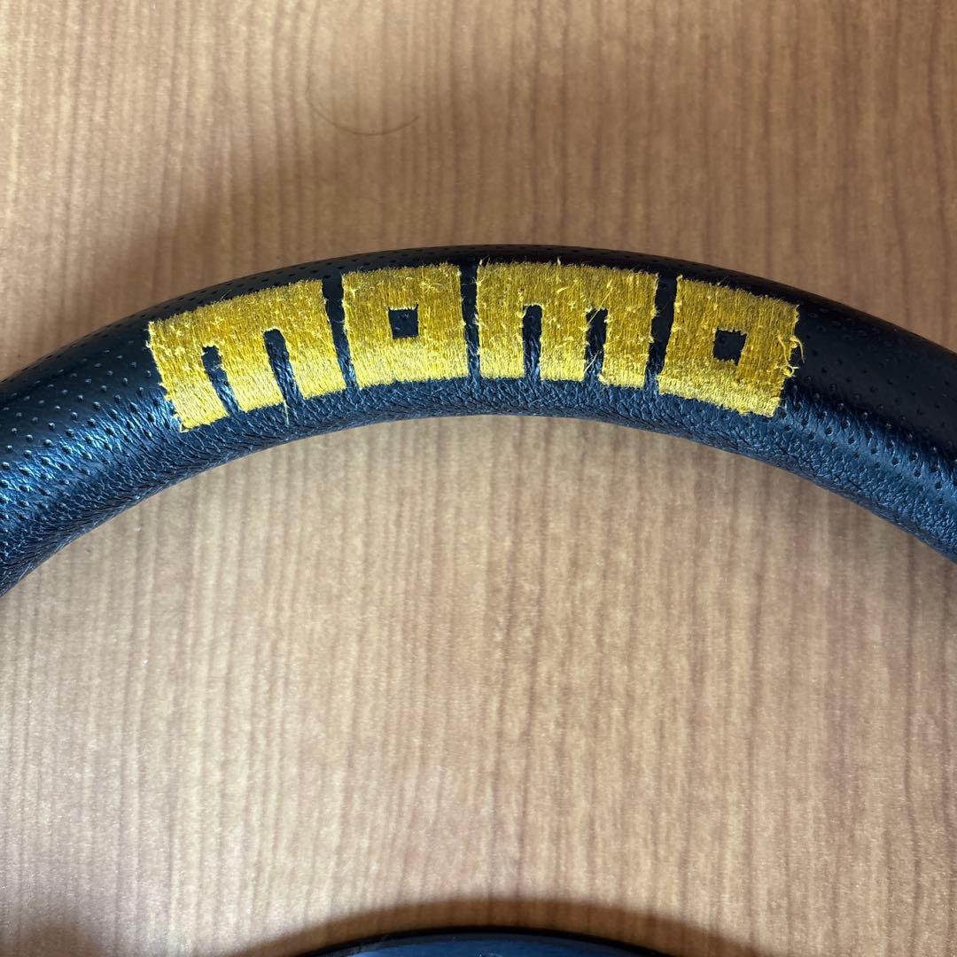 momo Competition D35 ステアリングホイール