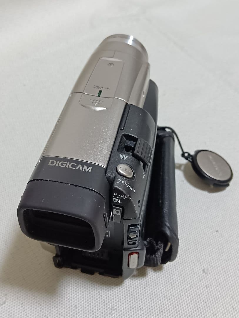 パナソニック　デジタルビデオカメラ　PANASONIC NV-C2