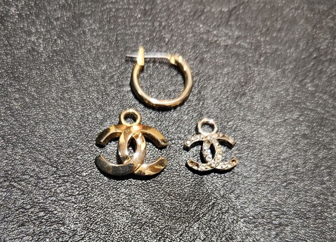 シャネル CHANEL ピアス ヴィンテージ CCロゴ 片耳　クロッシング