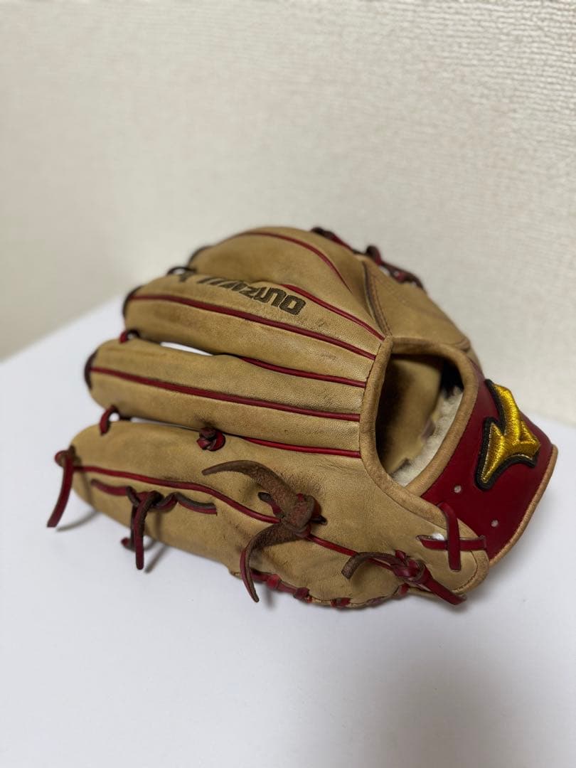 Mizuno Pro軟式グローブ ベージュ/赤