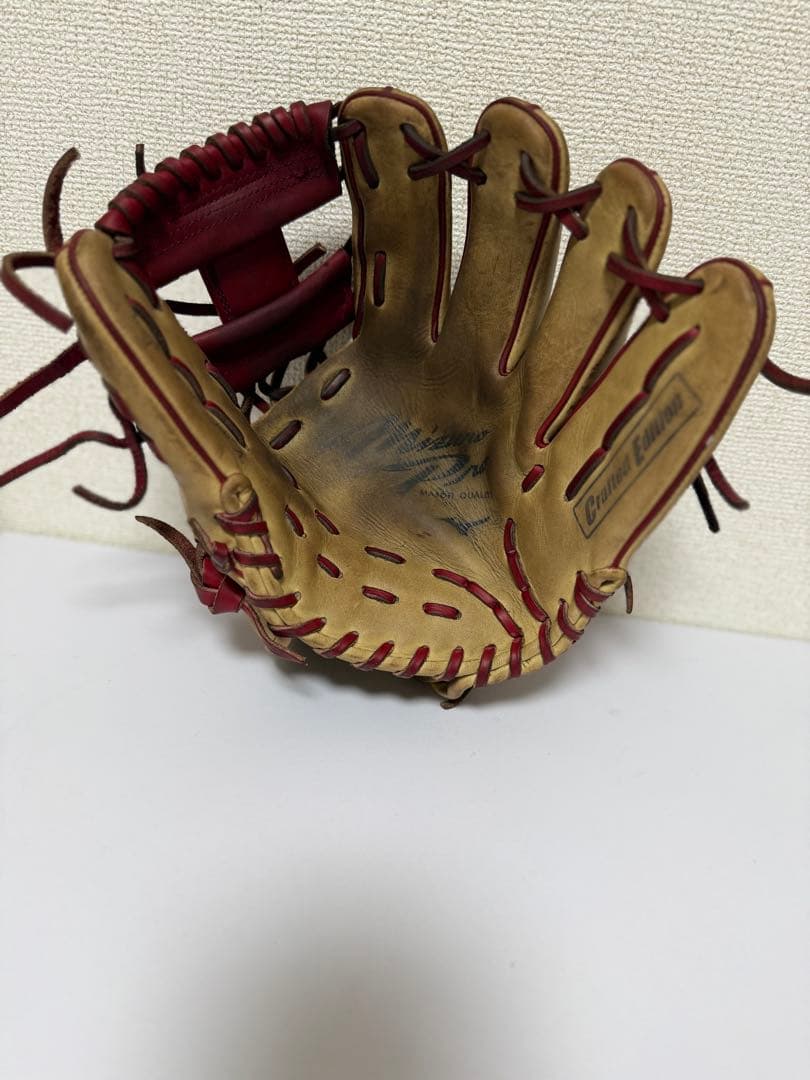 Mizuno Pro軟式グローブ ベージュ/赤